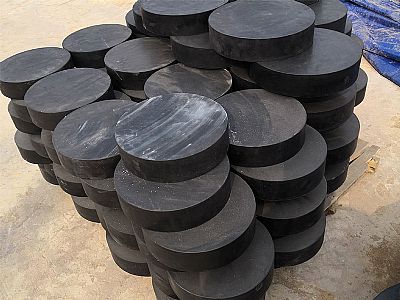 日土县板式橡胶支座由若干层橡胶片与薄钢板经加压硫化